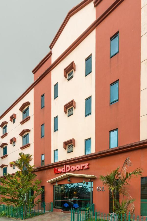 Reddoorz At Geylang Hotel Singapore Exterior photo