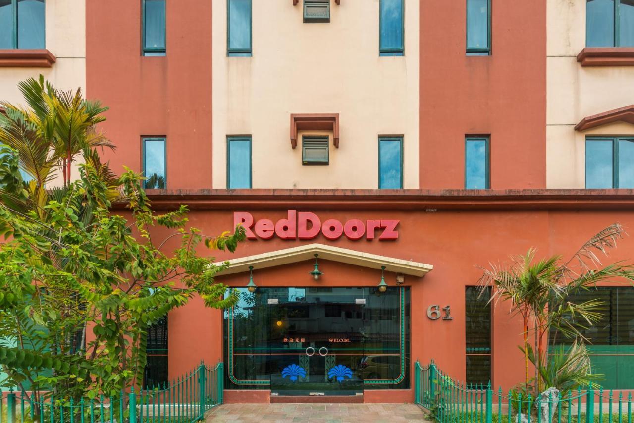 Reddoorz At Geylang Hotel Singapore Exterior photo